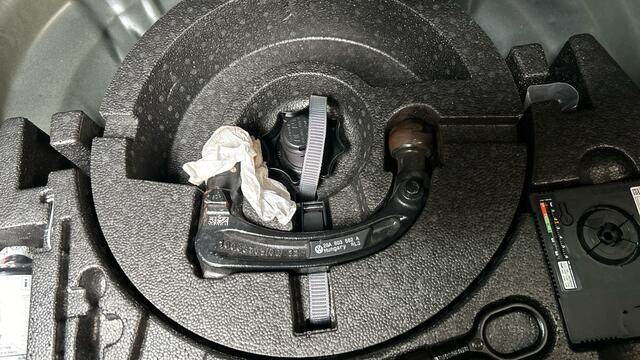 Volkswagen T-Roc 1.5 TSI R-Line Business+ Trekhaak 19 Inch