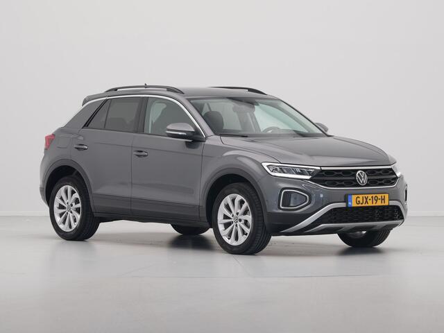 Volkswagen T-Roc 1.5 TSI 150pk DSG Life Edition Navi via App Pdc Clima Acc 63