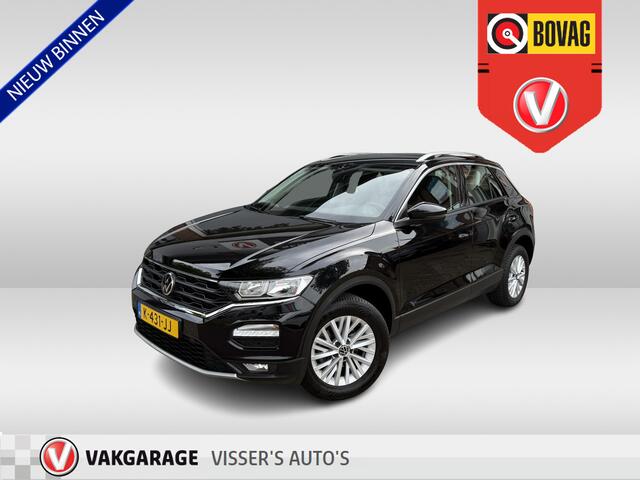 Volkswagen T-Roc 1.0 TSI Style Business | navigatie | cruise control | parkeer sensoren |
