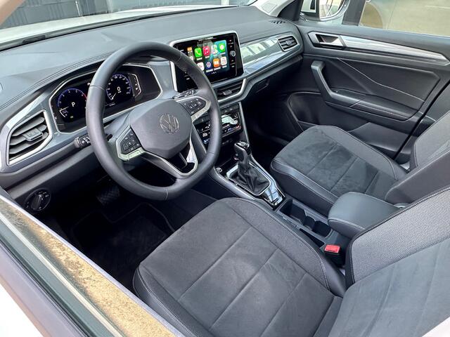 Volkswagen T-Roc 1.5 TSI 150pk DSG Style Carplay | Camera | Keyless | Elek. Achterklep | Rijklaar incl. garantie