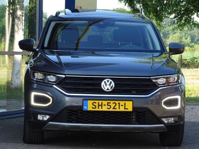 Volkswagen T-Roc 1.5 TSI Style TREKHAAK OPEN DAK