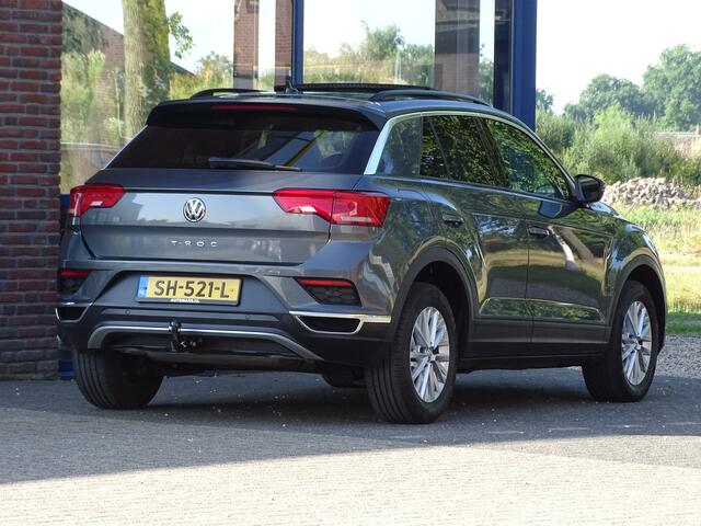 Volkswagen T-Roc 1.5 TSI Style TREKHAAK OPEN DAK