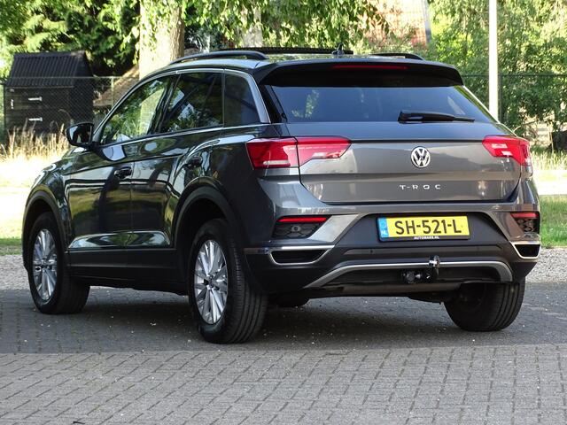 Volkswagen T-Roc 1.5 TSI Style TREKHAAK OPEN DAK