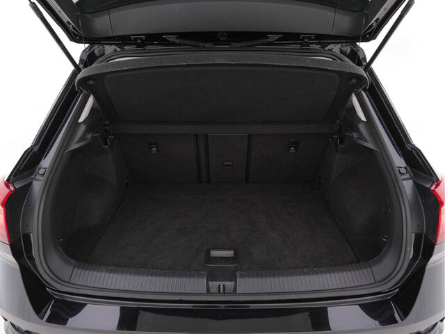 Volkswagen T-Roc 1.5 TSI Sport-Plus-Pack Aut. *ADAPTIVE-CRUISE | FULL-LED | NAVI-FULLMAP | HEATED-COMFORTSEATS | DAB | CAMERA | TOWBAR | PRIVACY-GLASS | 17''ALU*