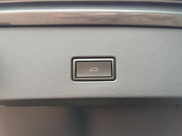 Volkswagen T-Roc 1.5 TSi 150PK DSG Sport Business R-Line CAMERA/NAVI/ADAPT.CRUISE/PDC/19INCH/AFN.TREKHAAK