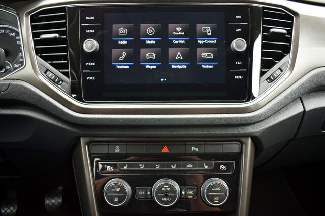 Volkswagen T-Roc 1.5 TSi 150pk Sport LED | Carplay | ECC | Full Map Navi | Adap. Cruise | Volledig Onderhouden!!