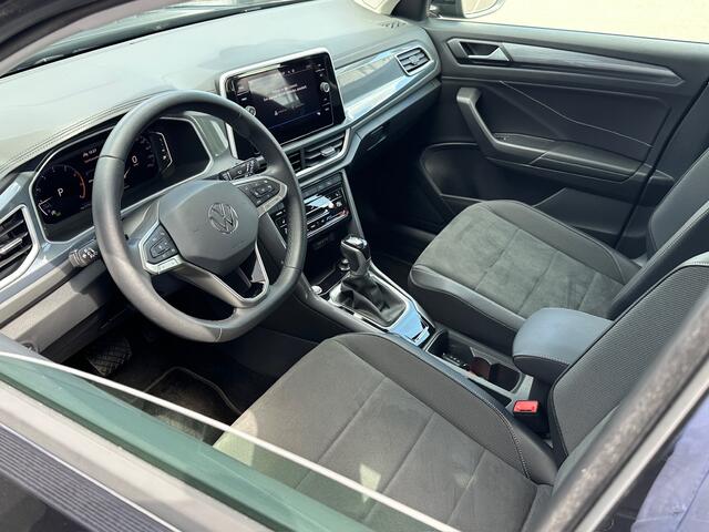 Volkswagen T-Roc 1.5 TSI 150pk DSG Style Carplay | Camera | Keyless | Elek. Achterklep | Rijklaar incl. garantie