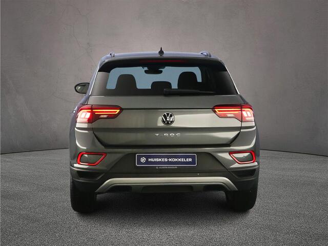 Volkswagen T-Roc Life Edition 1.0 TSI 115pk Adaptive cruise control, Achteruitrijcamera, Parkeersensoren, Stoelverwarming, LED koplampen, Airco, DAB, Radio, Bluetooth