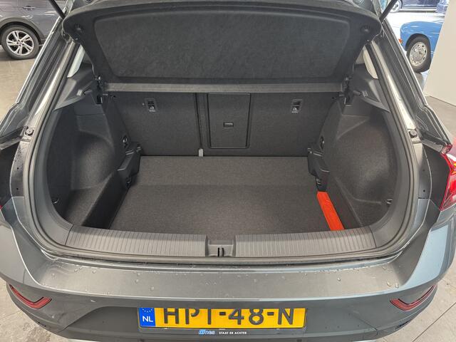 Volkswagen T-Roc 1.0 TSI Life Edition 115PK | Keyless | Led | achteruitrijcamera