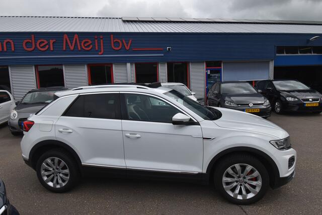 Volkswagen T-Roc 1.5 TSI Sport , PANORAMADAK , CLIMA , CR CONTR , LED KOPL , PDC V+A ,