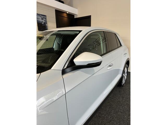 Volkswagen T-Roc 1.0 TSI STYLE STOELV LM VELGEN PDC ISOFIX 6BAK ALL-IN!