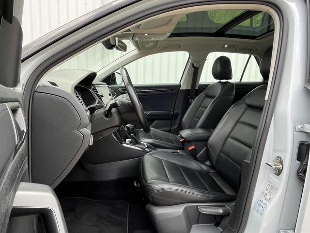 Volkswagen T-Roc 1.5 TSI Style | Leder/Navi/Pano.Dak/Clima/Adapt.Cruise/Afn.Trekhaak/Virtual/Apple CarPlay-Android Auto