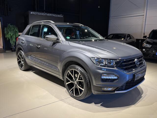 Volkswagen T-Roc 1.0 TSI Style Navi|Led|Cruis|Clima Grijs