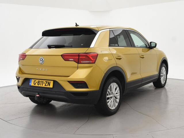 Volkswagen T-Roc 1.0 TSI + APPLE CARPLAY | TREKHAAK | STOELVERW.