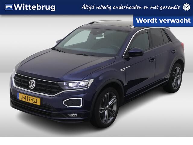 Volkswagen T-Roc 1.5 TSI Sport / Pano / Navigatie / Led / Digitaal dashboard / Camera / Parkeersensoren / Lichtmetaal 18 inch /