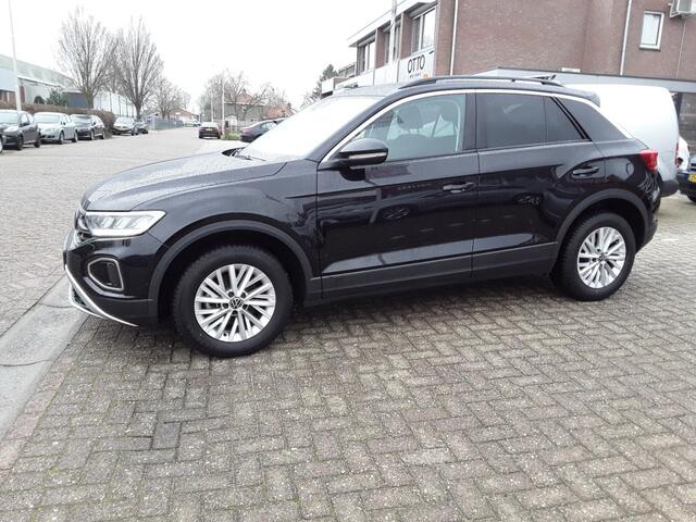 Volkswagen T-Roc 1.O TSI LIFE / NAVI / VIRTUEL COCKPIT / NW. MODEL