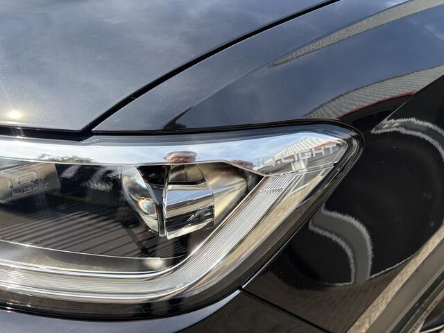 Volkswagen T-Roc 1.5 TSI R-Line Edition camera trekhaak 19 inch velgen