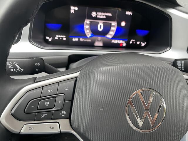 Volkswagen T-Roc 1.0 TSI Life Business Airco - cruise control - parkeersensoren voor en achter - Navigatie - Dakrails - Lederen stuurwiel