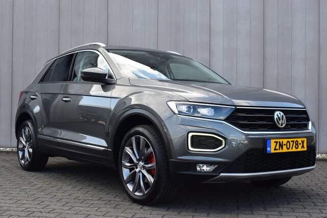Volkswagen T-Roc 1.5 TSi 150pk Sport LED | Panoramadak | Virtual | Carplay | Trekhaak | 18 Inch LMV