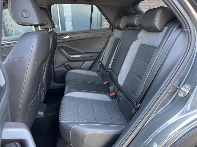 Volkswagen T-Roc 1.5 TSI R-LINE VIRTUAL DASBOARD | TREKHAAK AFN. | ELEC. A. KLEP | NAV | ADAPTIVE CRUISE CONTROL | CAMERA