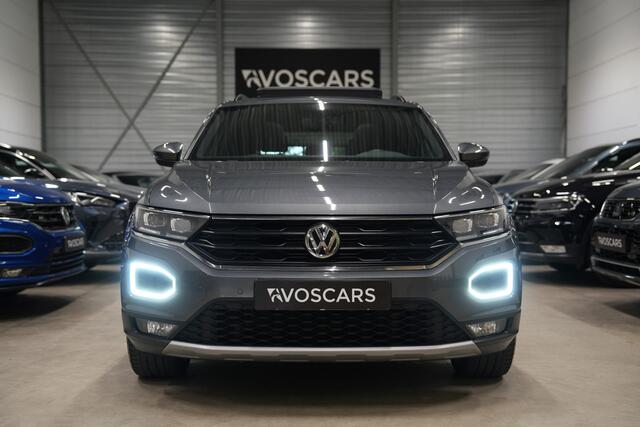Volkswagen T-Roc 1.5 TSI Sport DSG * Pano - 19" - Camera - ACC - LED - 1e Eig *