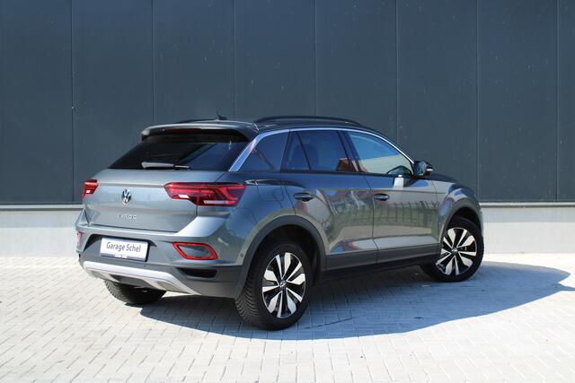 Volkswagen T-Roc 1.5 TSI Life Edition 150pk - ACC - LED - Navi - Stoelverwarming - Blind Spot - Virtual cockpit - Rijklaar