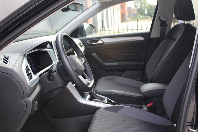 Volkswagen T-Roc 1.5 TSI Life Edition 150pk - ACC - LED - Navi - Stoelverwarming - Blind Spot - Virtual cockpit - Rijklaar