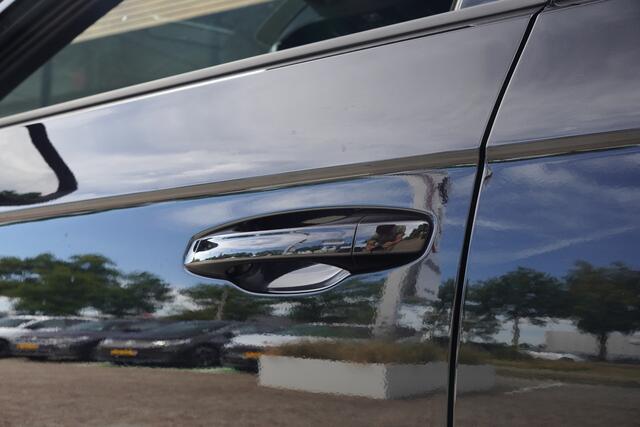 Volkswagen T-Roc 1.5TSI/150pk R-Line DSG Automaat|2025|Panoramadak|18"LMV|Navi|Virtual Cockpit|PDC+Assist+Camera|Cruise+ACC|Keyless+El.achterklep+Sensor