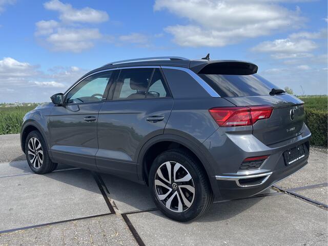 Volkswagen T-Roc 1.5 TSI Style Business