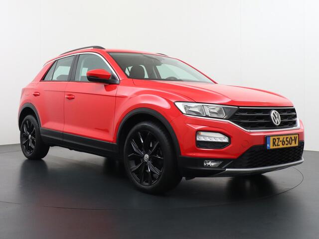 Volkswagen T-Roc 1.0 TSI Style 18inch/Ad Cruise/Carplay etc.