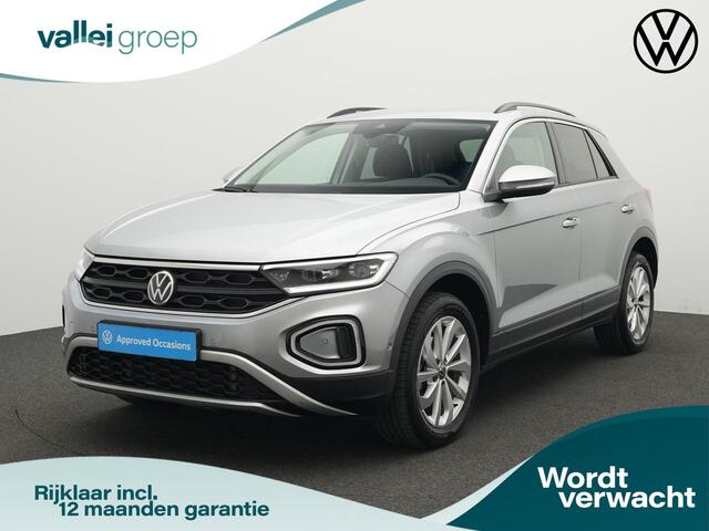 Volkswagen T-Roc 1.5 TSI 150 pk DSG Life Edition | Navigatie | Achteruitrijcamera | Side Assist | Adaptive Cruise | Climatronic