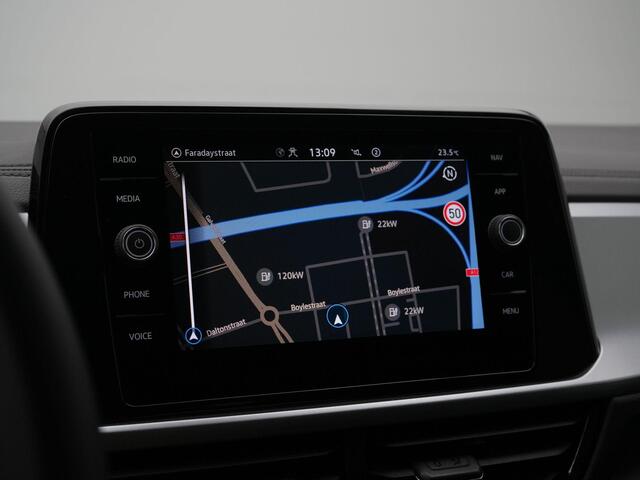 Volkswagen T-Roc 1.5 TSI 150 pk DSG Life Edition | Navigatie | Achteruitrijcamera | Side Assist | Adaptive Cruise | Climatronic