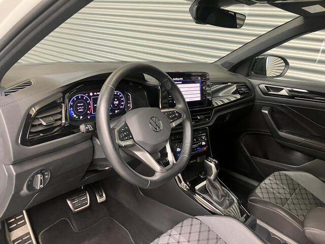 Volkswagen T-Roc 1.5 TSI R-LINE BLACK STYLE/PANORAMA/TRH/IQ LIGHT/IQ DRIVE/ENZ