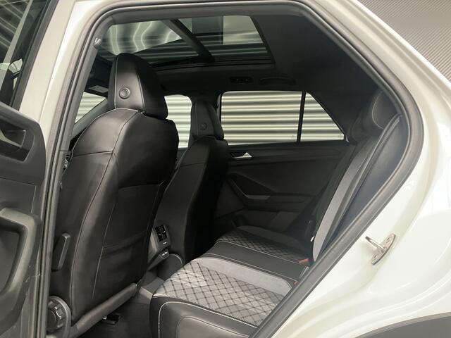 Volkswagen T-Roc 1.5 TSI R-LINE BLACK STYLE/PANORAMA/TRH/IQ LIGHT/IQ DRIVE/ENZ