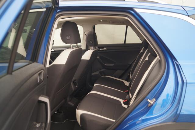 Volkswagen T-Roc 1.5 TSI 150pk Sport -PANO-DIGI-LED-ECC-PDC-