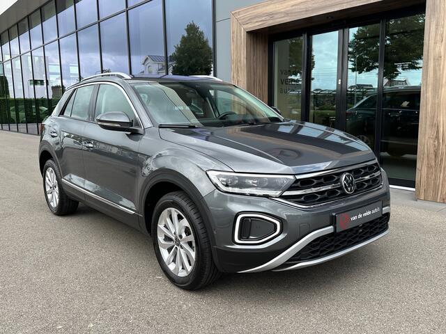 Volkswagen T-Roc 1.5 TSI 150pk DSG Style | Dode hoek | Camera | Keyless | Elek. Achterklep | Rijklaar incl. garantie