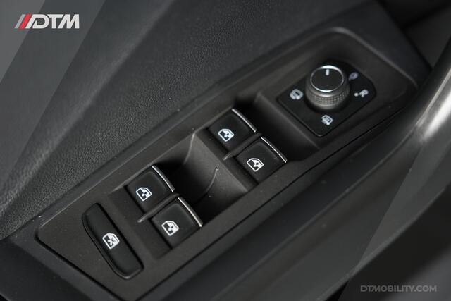 Volkswagen T-Roc 1.5TSi Sport | LESAUTO | Pano | Virtual