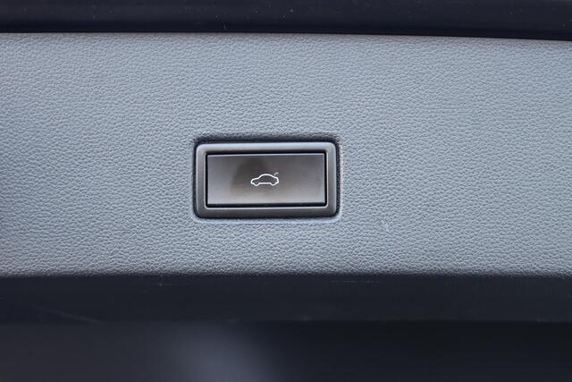 Volkswagen T-Roc 1.5 TSI 150pk DSG Sport Multimedia Executive Sport