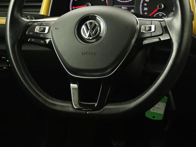 Volkswagen T-Roc 1.0 TSI Style | Navigatie | Camera | LMV 18 inch | Carplay | Getint glas | Adaptieve cruise | Lane assist |