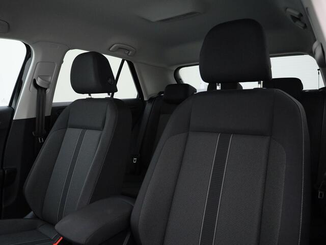 Volkswagen T-Roc 1.5TSI/150PK Life DSG · Navigatie · Apple/Android · Camera + Parkeersensoren · Garantie tot februari 2027