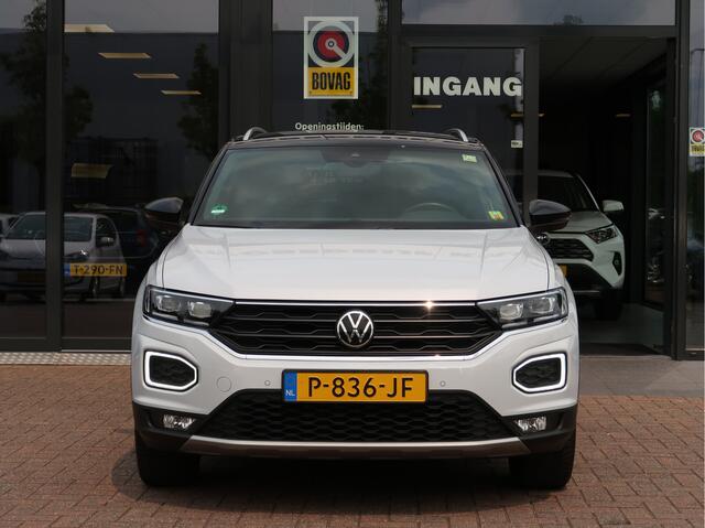 Volkswagen T-Roc 1.5 TSI Sport | Stoelverw | Carplay | Navi | Camera |