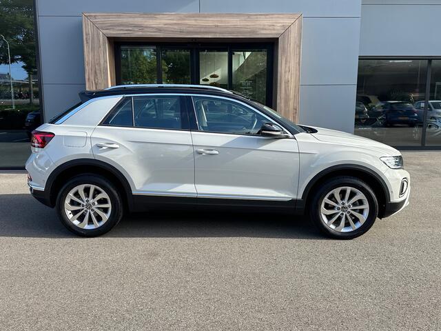 Volkswagen T-Roc 1.5 TSI 150pk DSG Style Carplay | Camera | Keyless | Elek. Achterklep | Rijklaar incl. garantie
