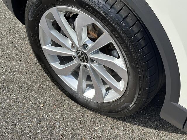 Volkswagen T-Roc 1.5 TSI 150pk DSG Style Carplay | Camera | Keyless | Elek. Achterklep | Rijklaar incl. garantie