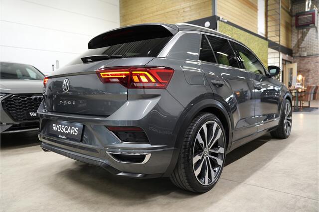 Volkswagen T-Roc 1.5 TSI DSG 3x R-Line * Pano - Trekhaak - Virtual - Camera - 19" - ACC - App *