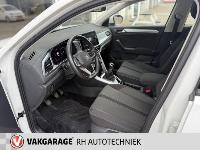 Volkswagen T-Roc 1.0 TSI Life 1e EIGN,Carplay,ECC,STOEL