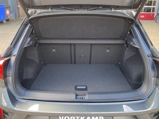 Volkswagen T-Roc 1.5 TSI DSG R-LINE BLACK-OPTIC PANO-DAK/CAMERA/NAVI/CARPLAY/E-KLEP