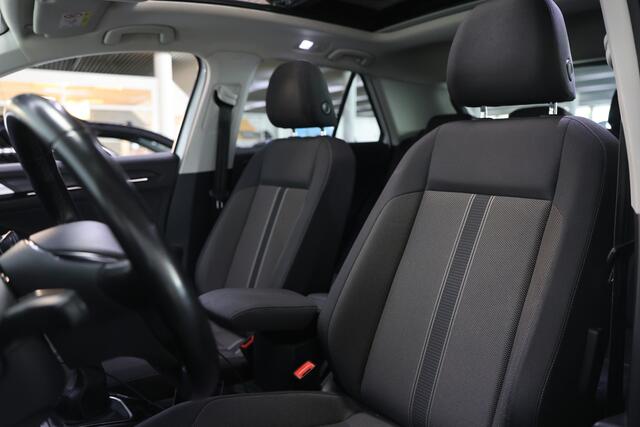 Volkswagen T-Roc 1.0 TSI R-Line CLIMA VIRTUAL PDC CARPLAY CAMERA PANO LANE+FRONT Ass. '19