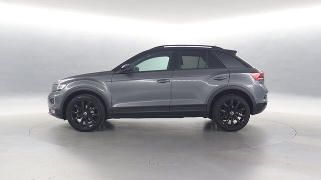 Volkswagen T-Roc 1.5 TSI 150pk Automaat I Sport | Black Style | / Demonstratieauto