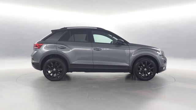 Volkswagen T-Roc 1.5 TSI 150pk Automaat I Sport | Black Style | / Demonstratieauto