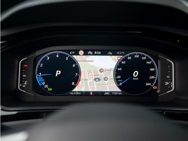 Volkswagen T-Roc 1.5 TSI R-Line Business | Panodak | Beats | Keyless | Trekhaak | IQ Light | Side Assist | Prijs Rijklaar!!